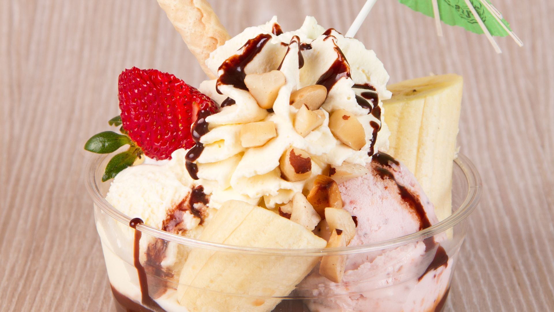Banana Split - Crepes&Waffles